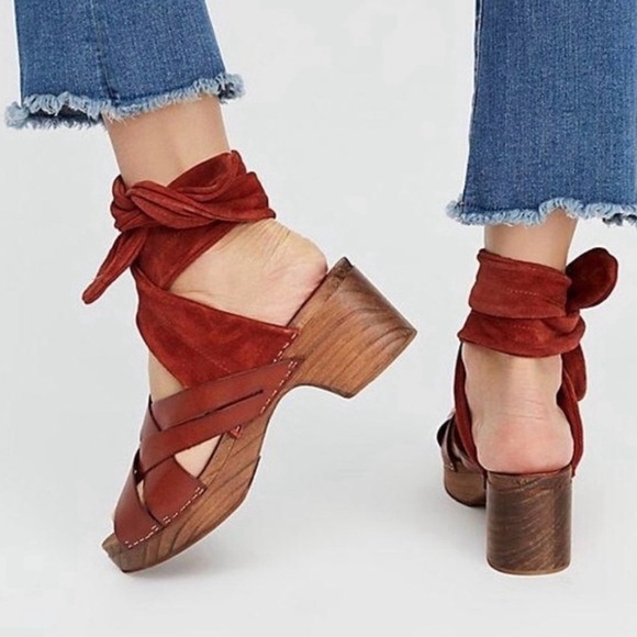 Free People | Women’s rust Emmy suede leather criss cross bridge strap clogs sz7 - Picture 2 of 16